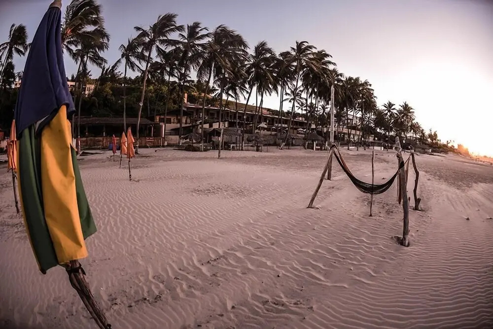 Genus Beach Hotel