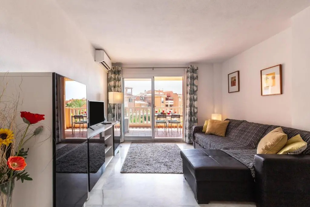 Apartment 925