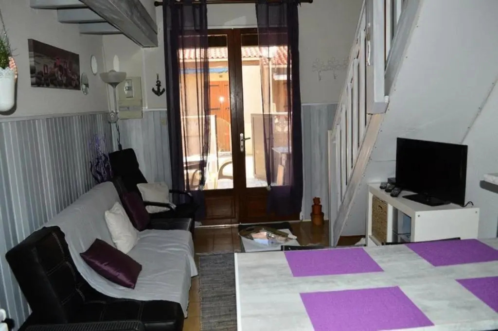 Résidence GRANDE BLEUE - Maisons & Villas pour 6 Personnes 04