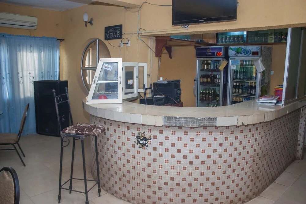 D Jos Hotel