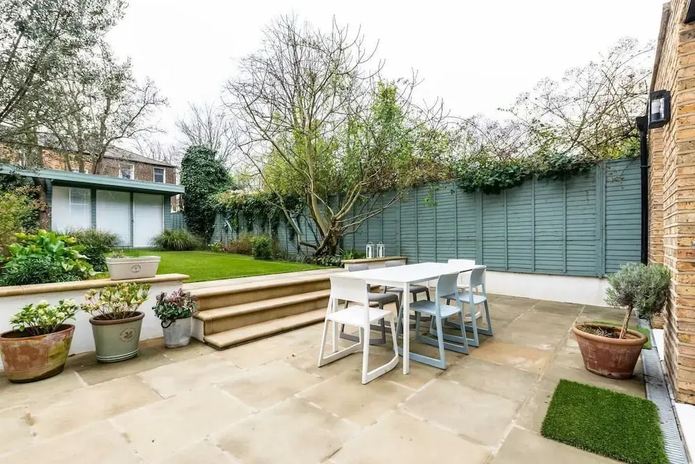 Fantastic 4 Bed House in Iconic Camden