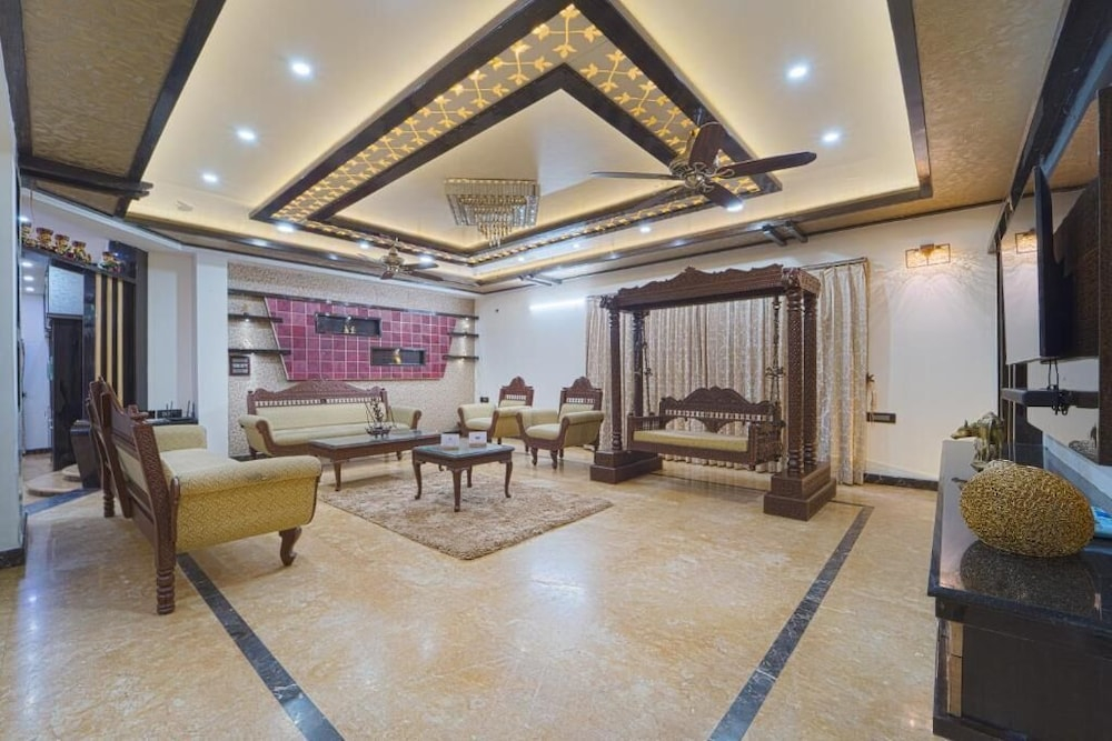 Alaya Stays Royal Valora 5BHK villa