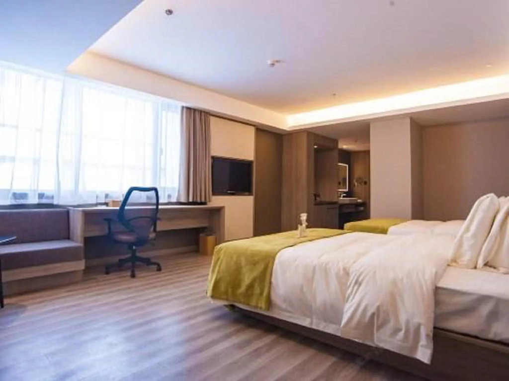 Atour Hotel Dalian Zhongshan Square