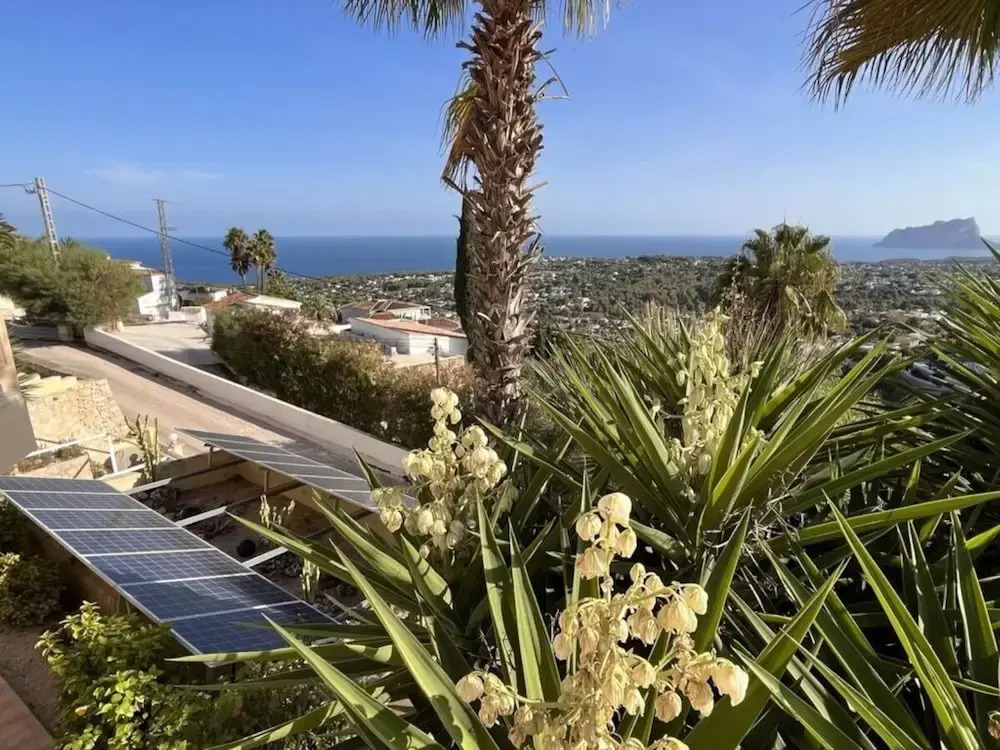 Villa Miraflores Comfortable Holiday Residence