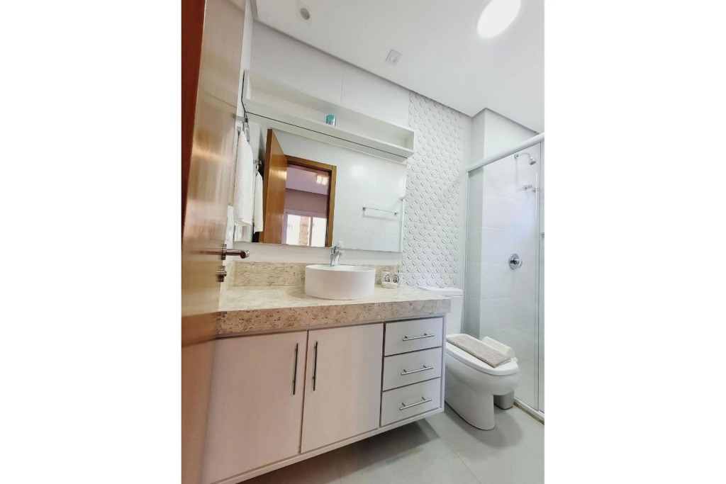 Casa de Pedra Apartamento 103 esmeralda - Próximo ao Super Carros