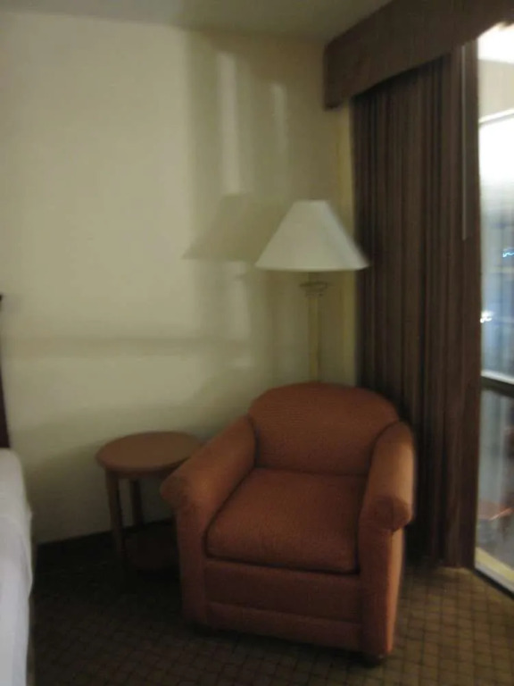 Holiday Inn Hotel And Suites