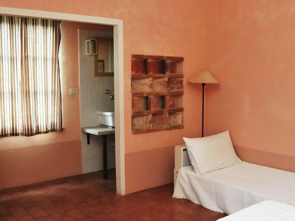 Apartment near Lake Trasimeno with Pool
