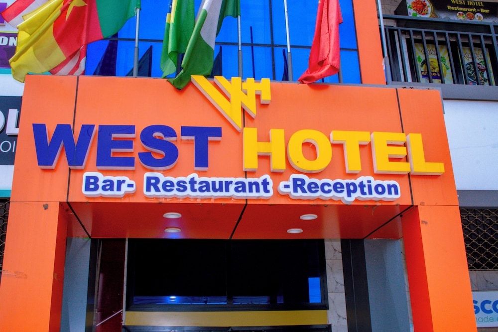 West Hotel Douala