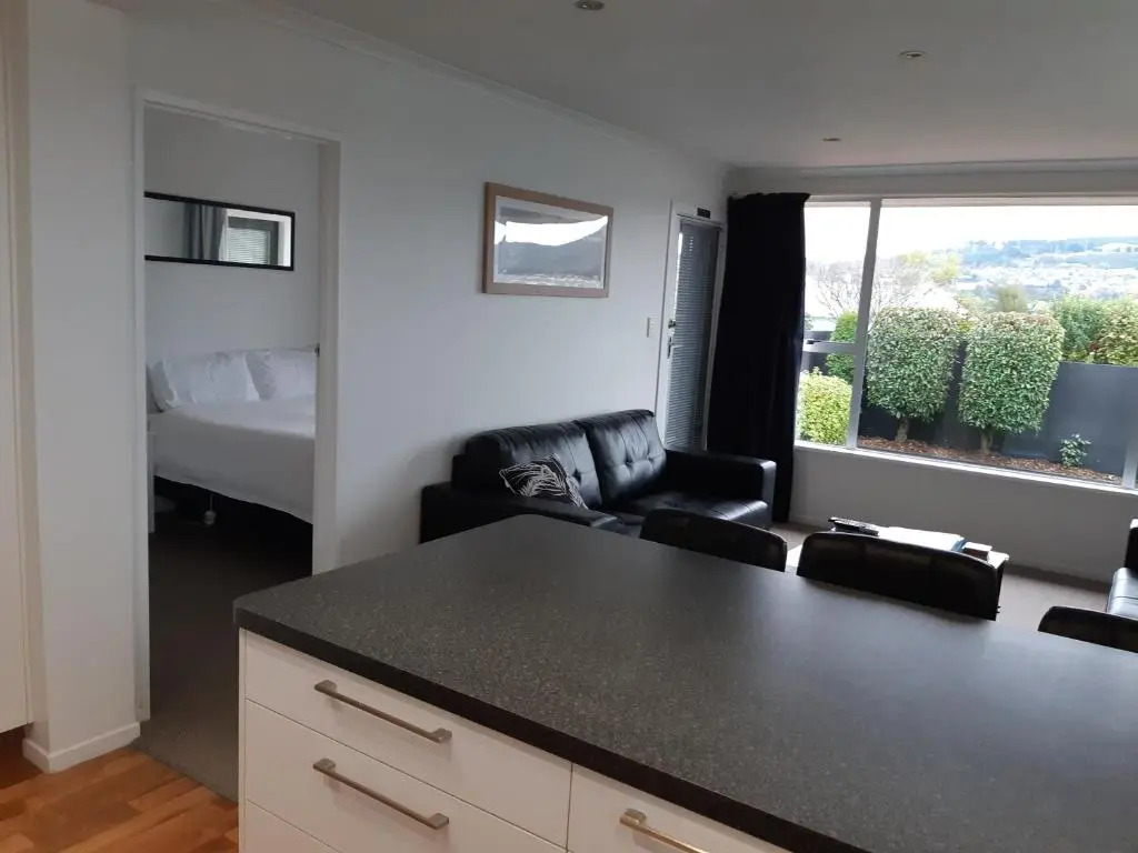 Roslyn Sanc 253 Highgate Dunedin