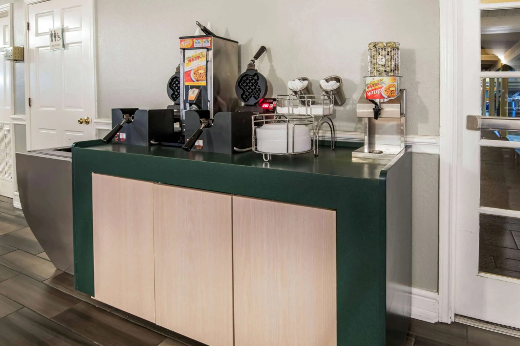 La Quinta by Wyndham San Antonio North Stone Oak