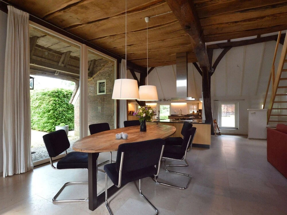 Luxurious Holiday Home in Monumental Farmhouse Near Nature Reserves - Zuna