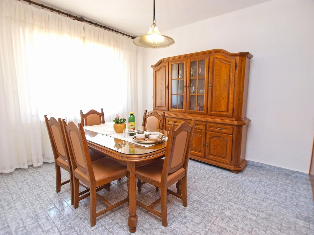 Apartment 1341