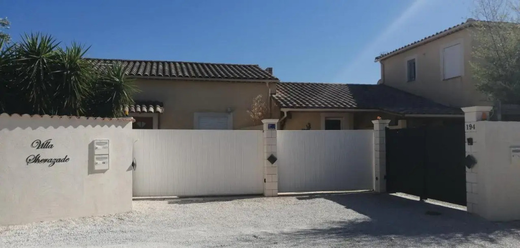 Maison avec jardin au calme