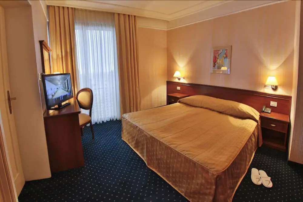 Imperial Hotel, Riviera Holiday Club