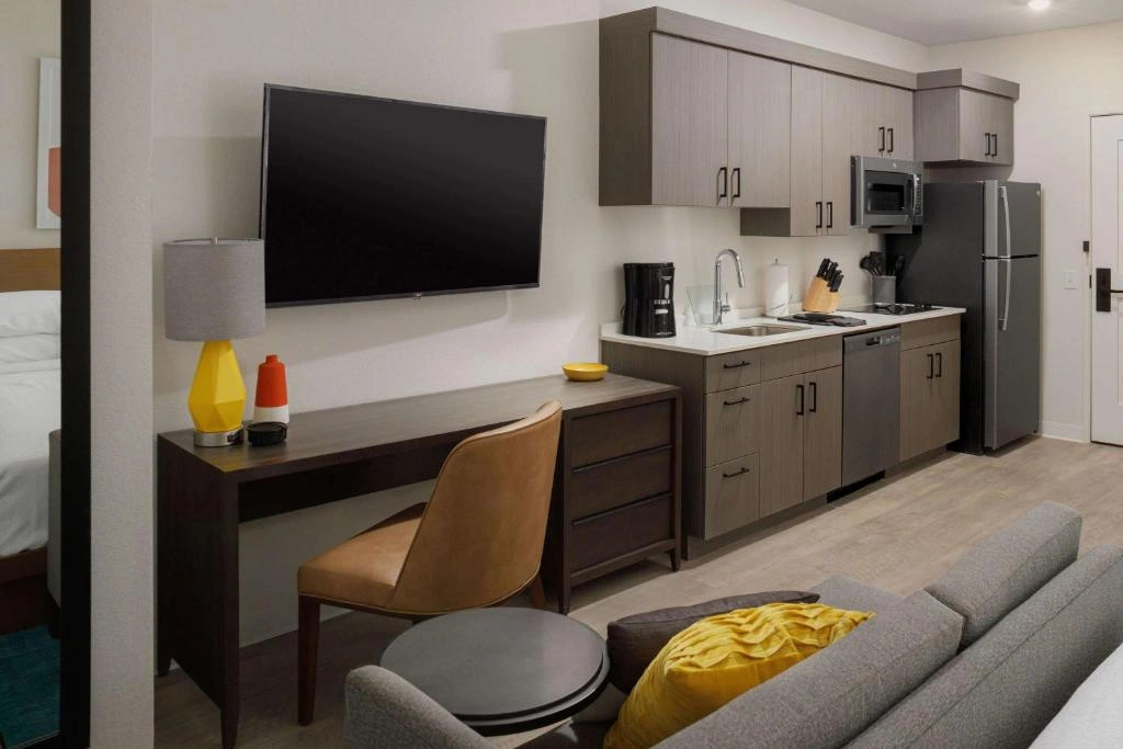 WaterWalk Extended Stay Jacksonville Deerwood Pk