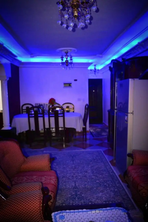 Room in Apartment - Best Price In Downtown, Walk Everywhere