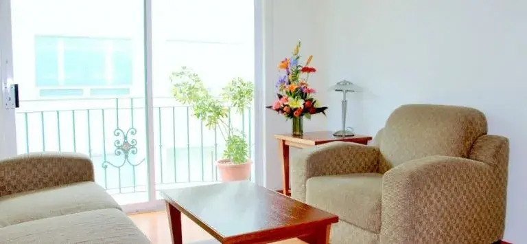 Residence L'heritage Aristóteles 140 by Bluebay
