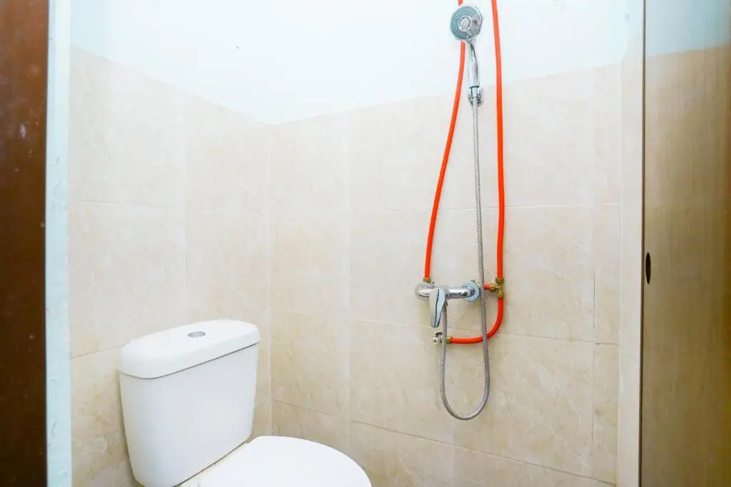 OYO Life 2309 Kost Si Mbok Vivi