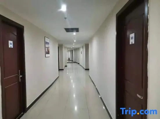 Yizhong Hotel