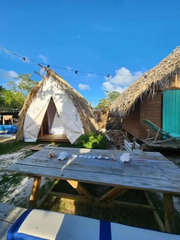 Saona lodge