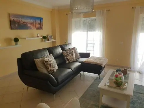 DOWNTOWN-GuestHouse