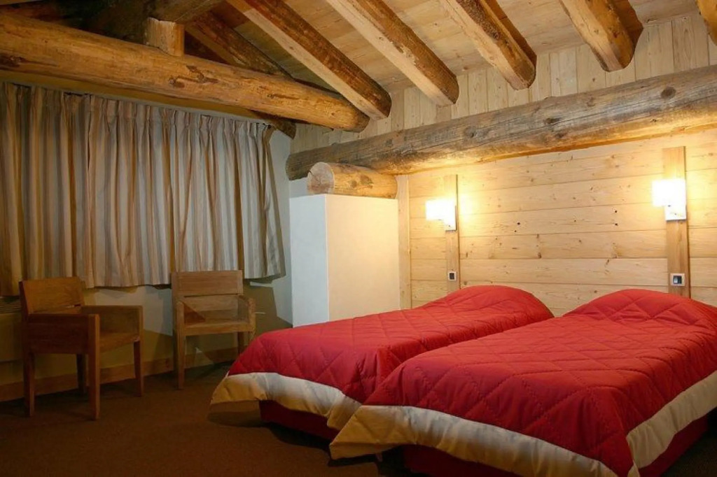 Luxury apartment with balcony in beautiful Les Deux Alpes