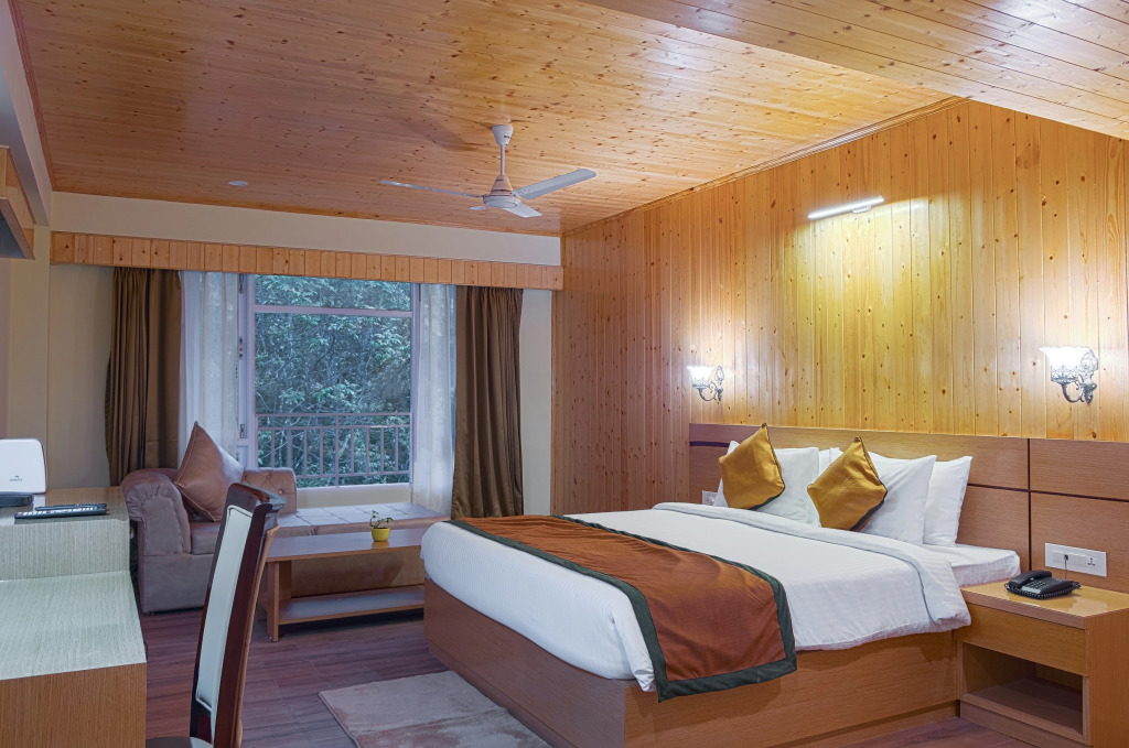 Treenz Hotel