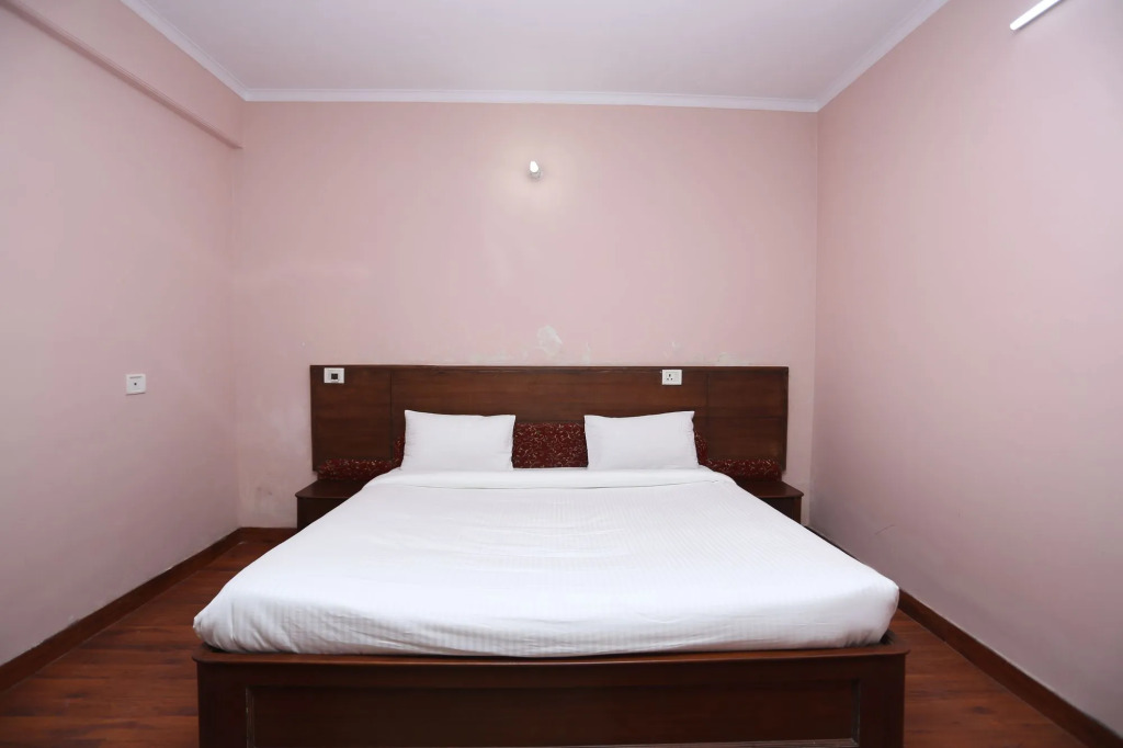 Oyo 11047 Spacious Stay in Bhumiyadhar, Nainital