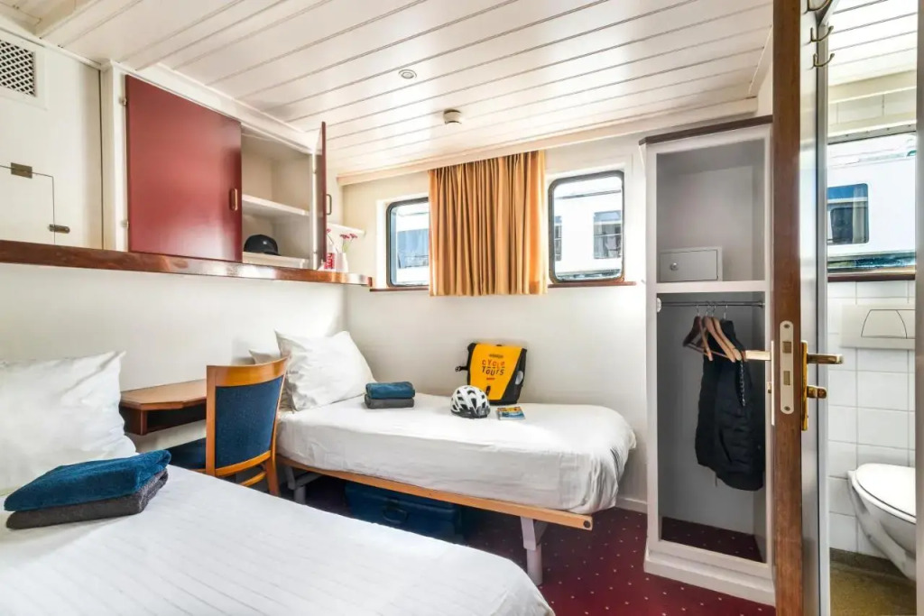 Botel Van Aemstel
