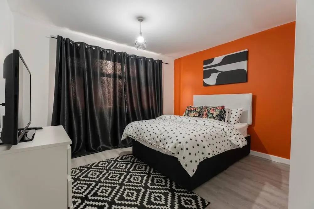 Stylish 2 Bedroom Apartment in Birmingham