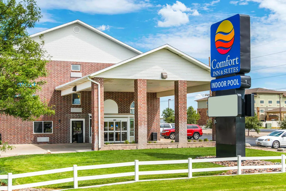 Comfort Inn & Suites North