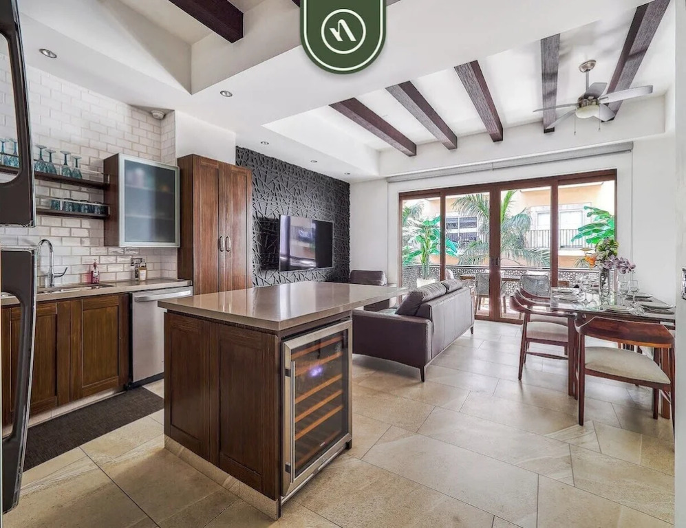 Luxury 2BR Condo in Romatic Zone - Rooftop Pool