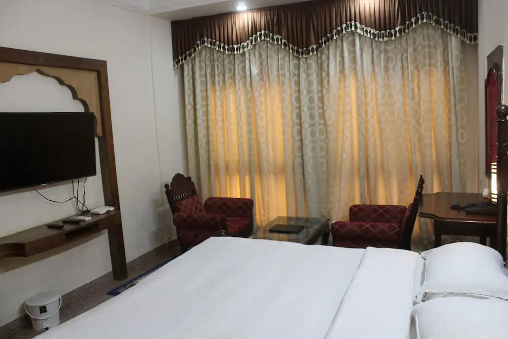 Mahadev Palace