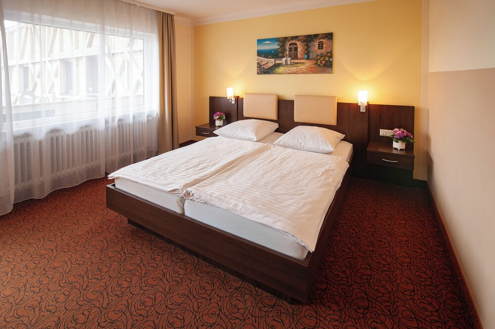 LuCA Hotel