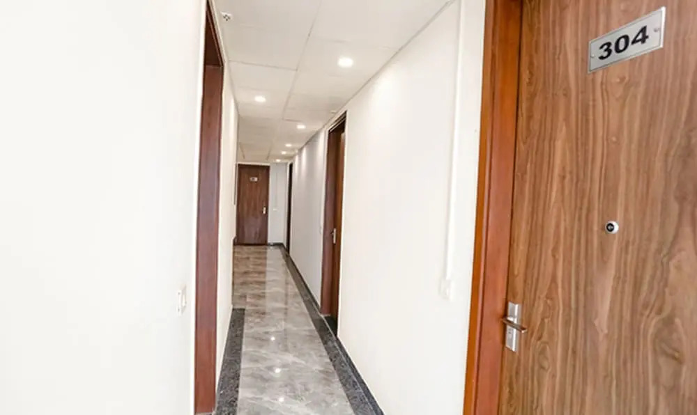 FabHotel Silver Oak BnB - Nr Yashobhoomi Convention Centre