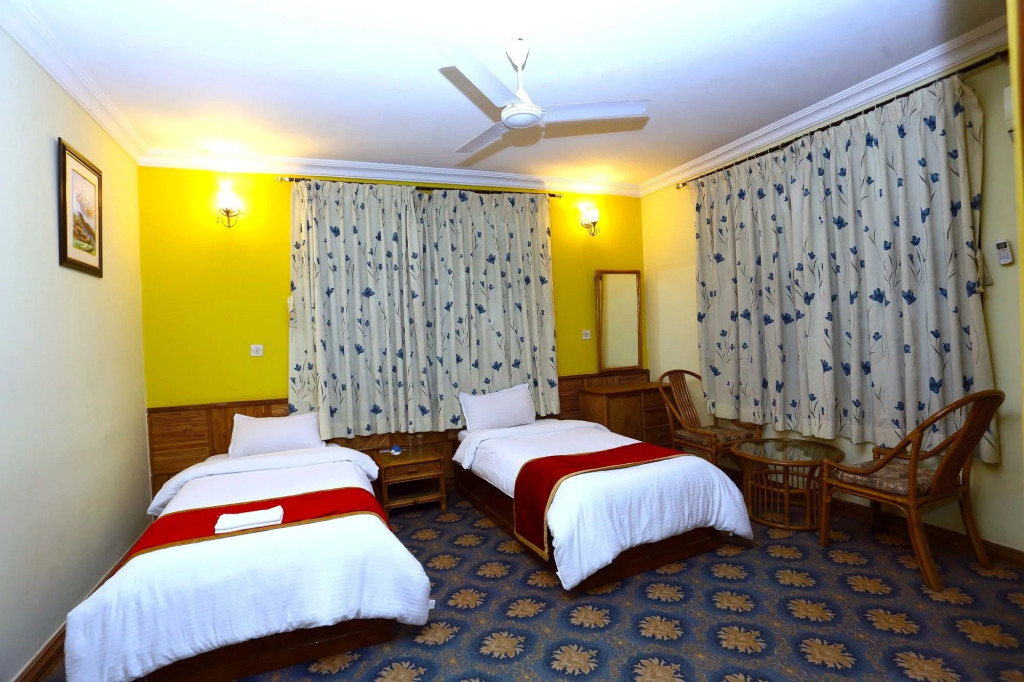 Safari Adventure Lodge