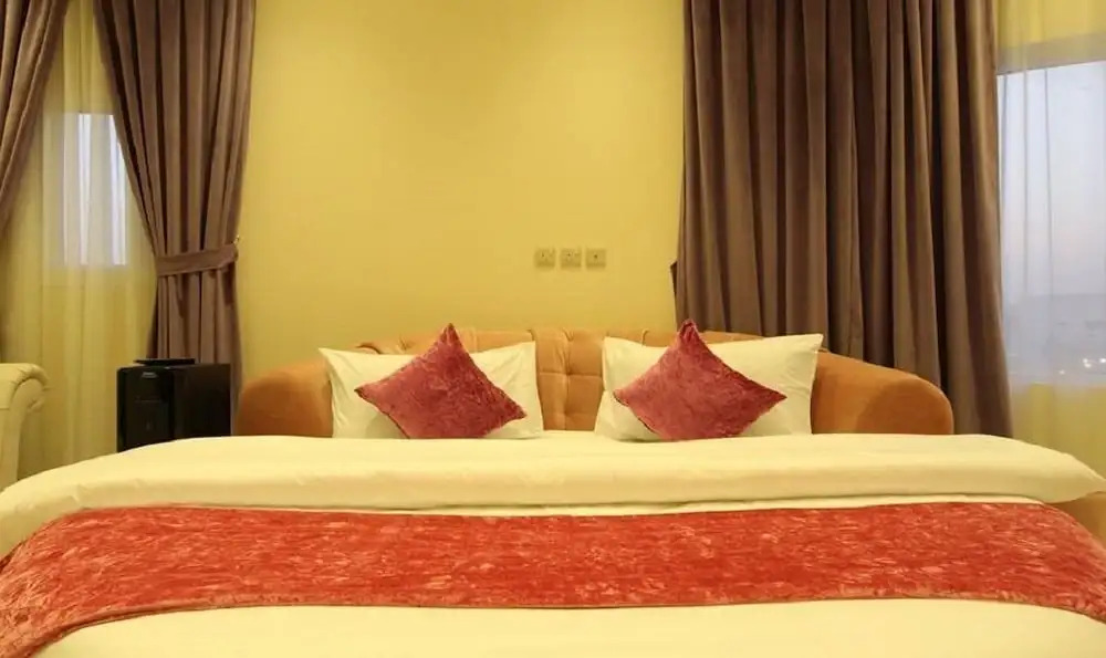 Tiran Island Suites