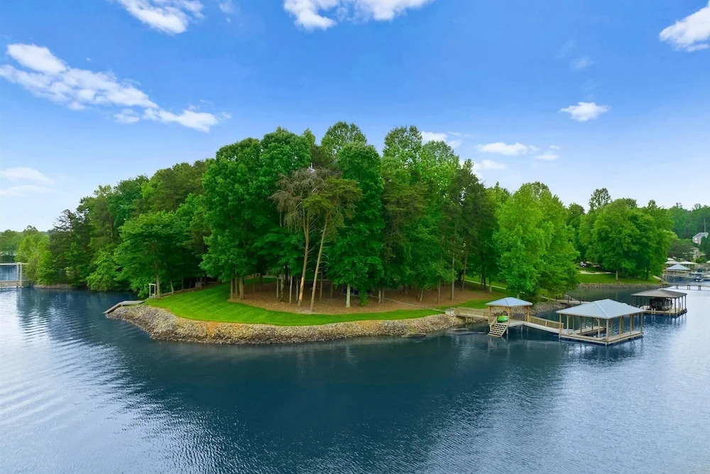 Grand Bay W/hot Tub, 440' Shoreline & Optional Boat Rental