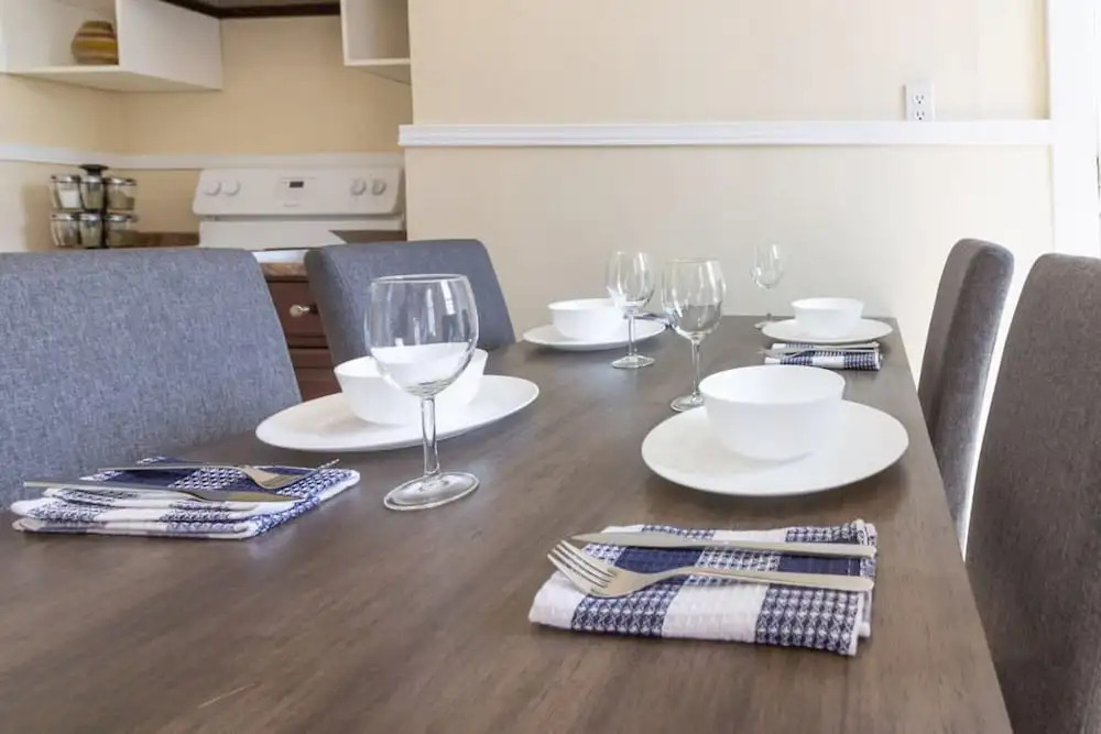 Cozy 3-bdrm in Uptown Saint John w Parking Coffee