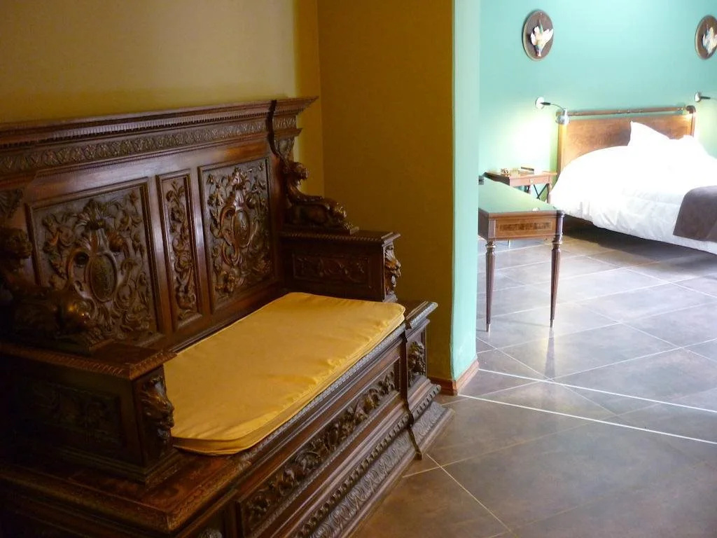 Solares de Viñuela Suites