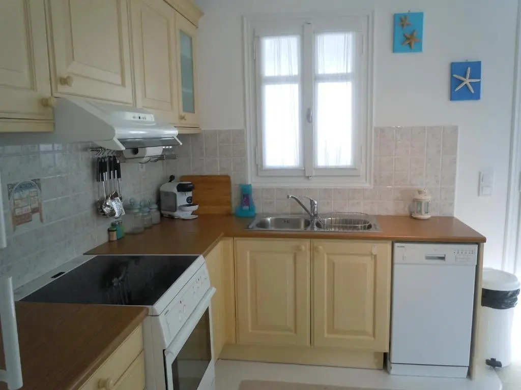 Anthos House