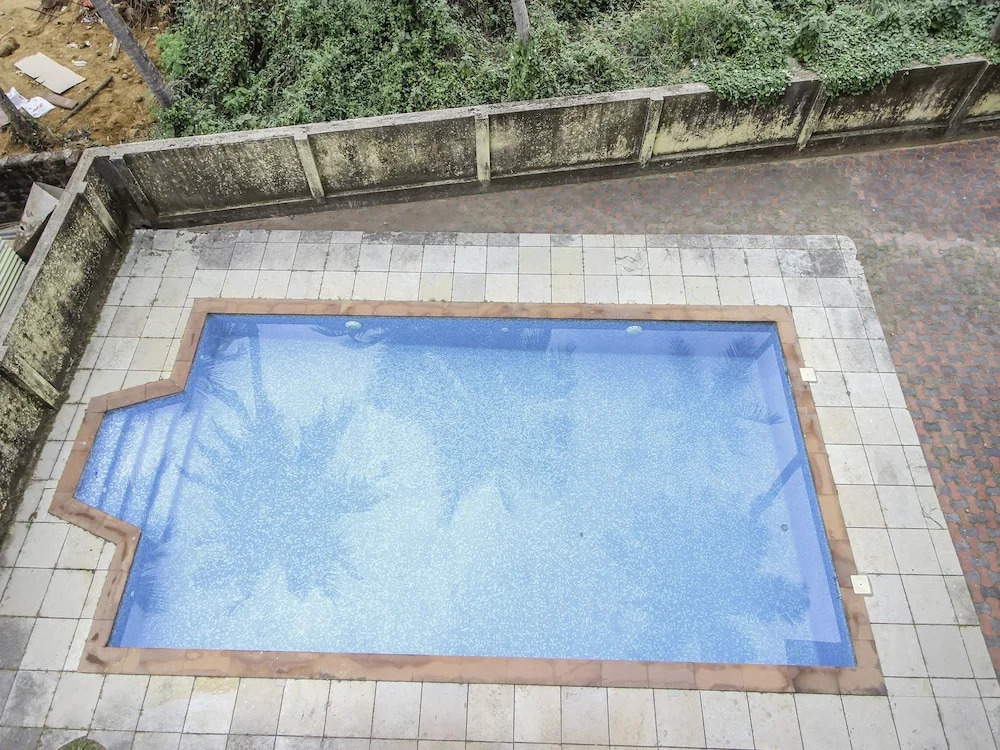OYO 18327 Home Pool View 1BHK Colva