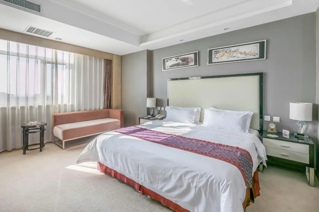 Panshan Yinlong Hotel