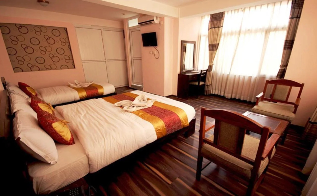 Annapurna Guest House and Rooftop Restaurant