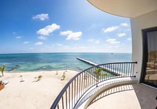 Diamante Beachfront Suites