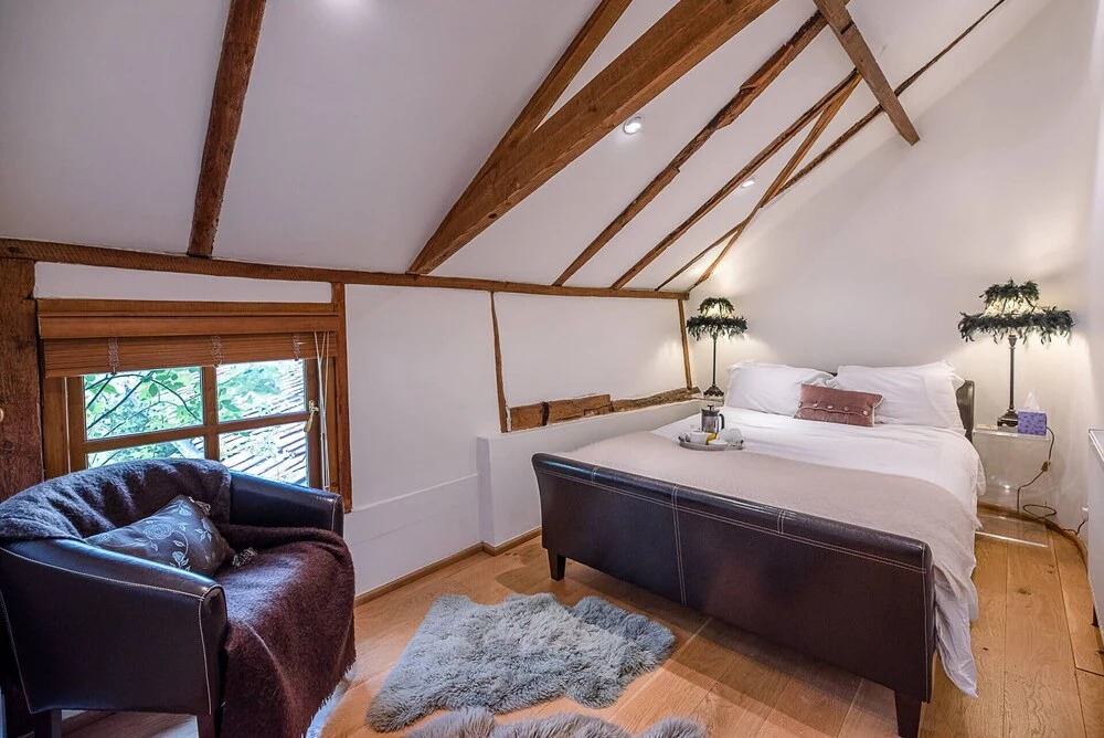 The Hayloft, Clopton