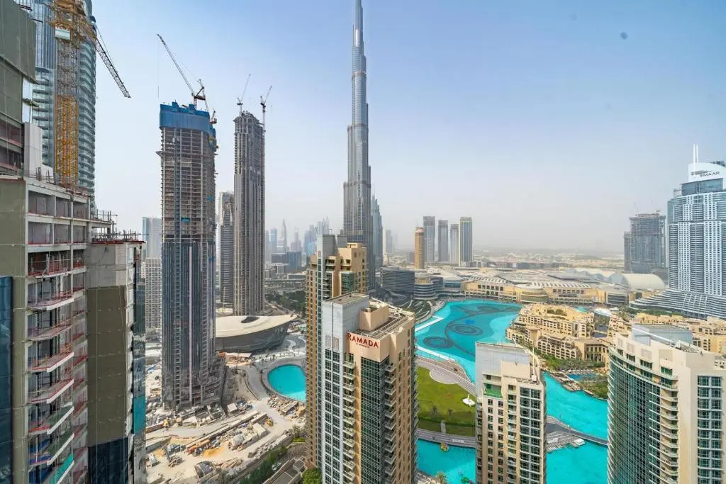 Monty - Cozy Penthouse With Burj Khalifa and Fountain View