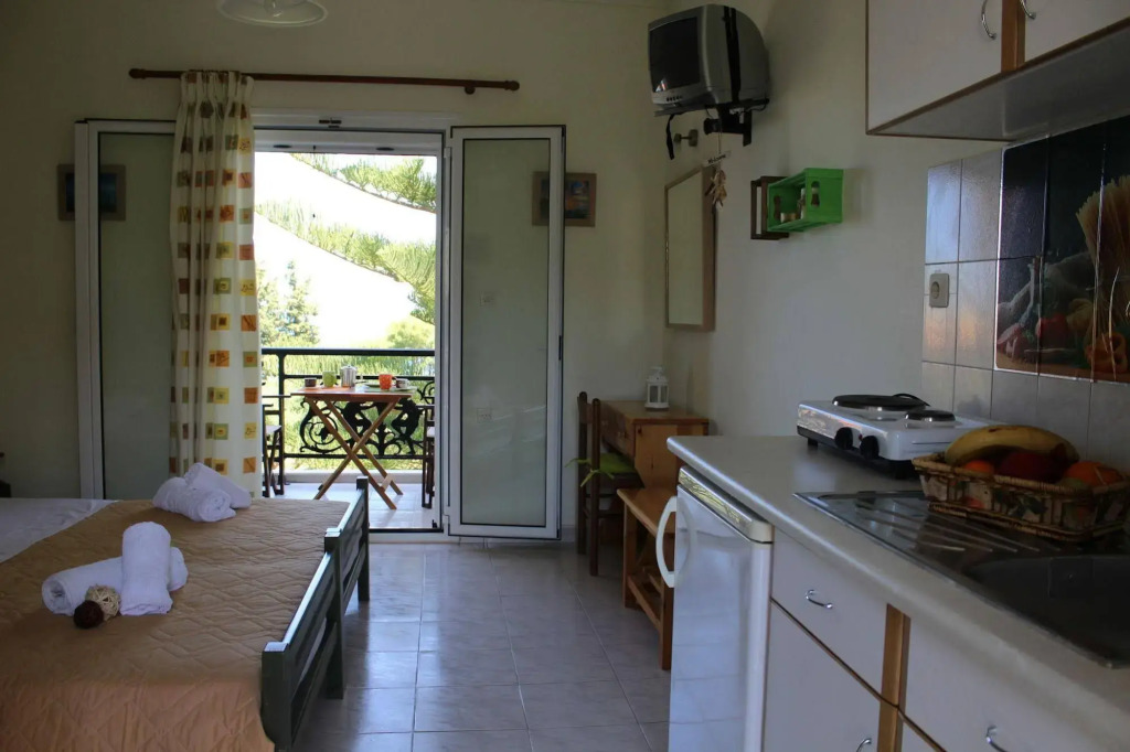 Panorama Studios and Apartments