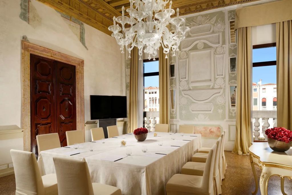 Отель Palazzo Giovanelli