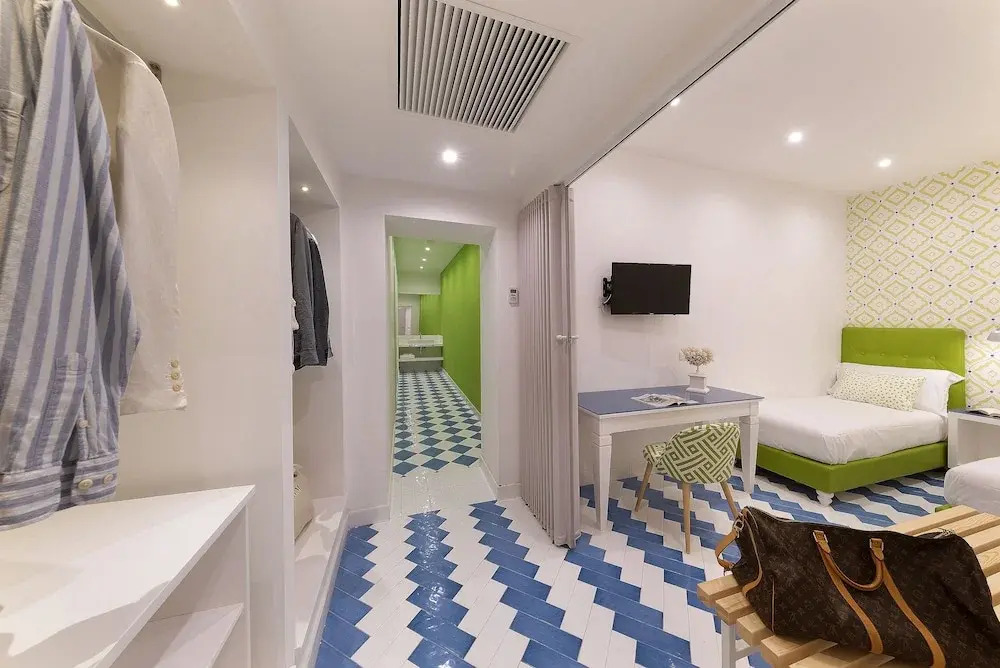 Luxury&Romantic Apartment with Balcony in Sorrento
